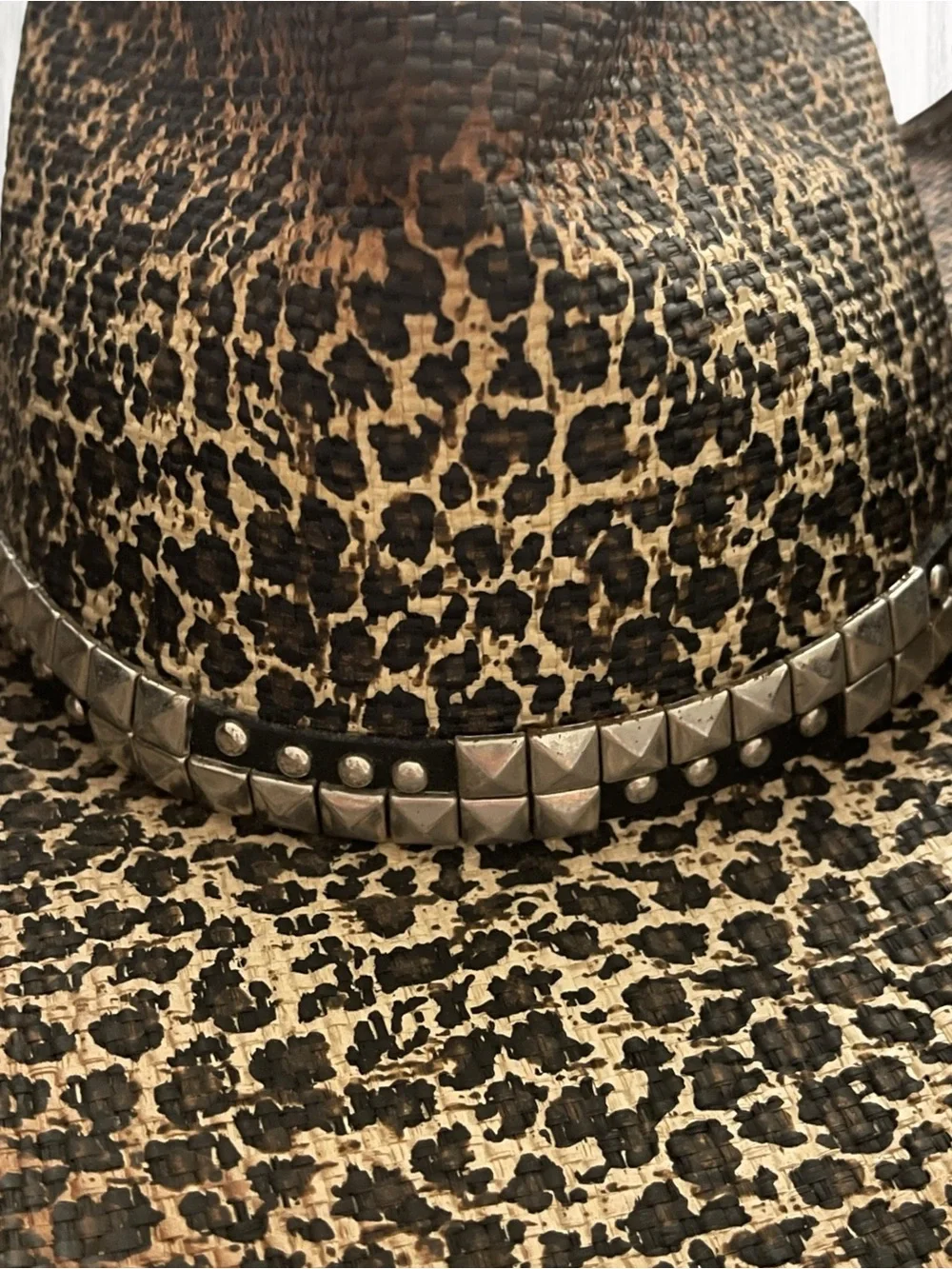 Kenny K. Studded Leopard Print Western Cowboy Hat – Size M